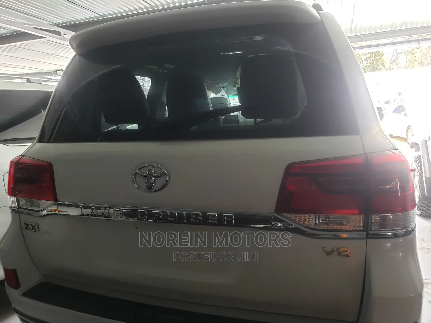 Toyota Land Cruiser 2017 Pearl