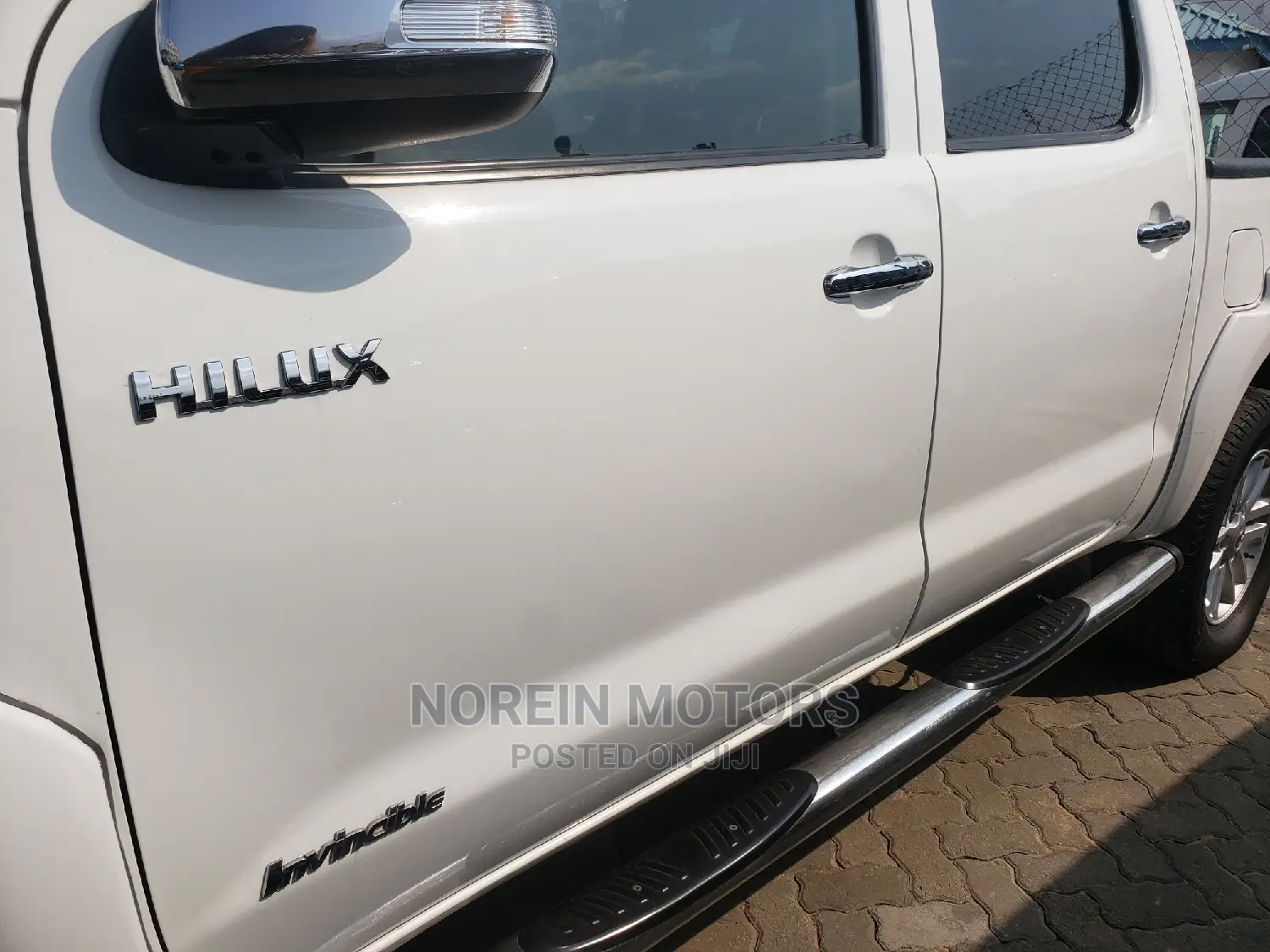 Toyota Hilux 2014 White