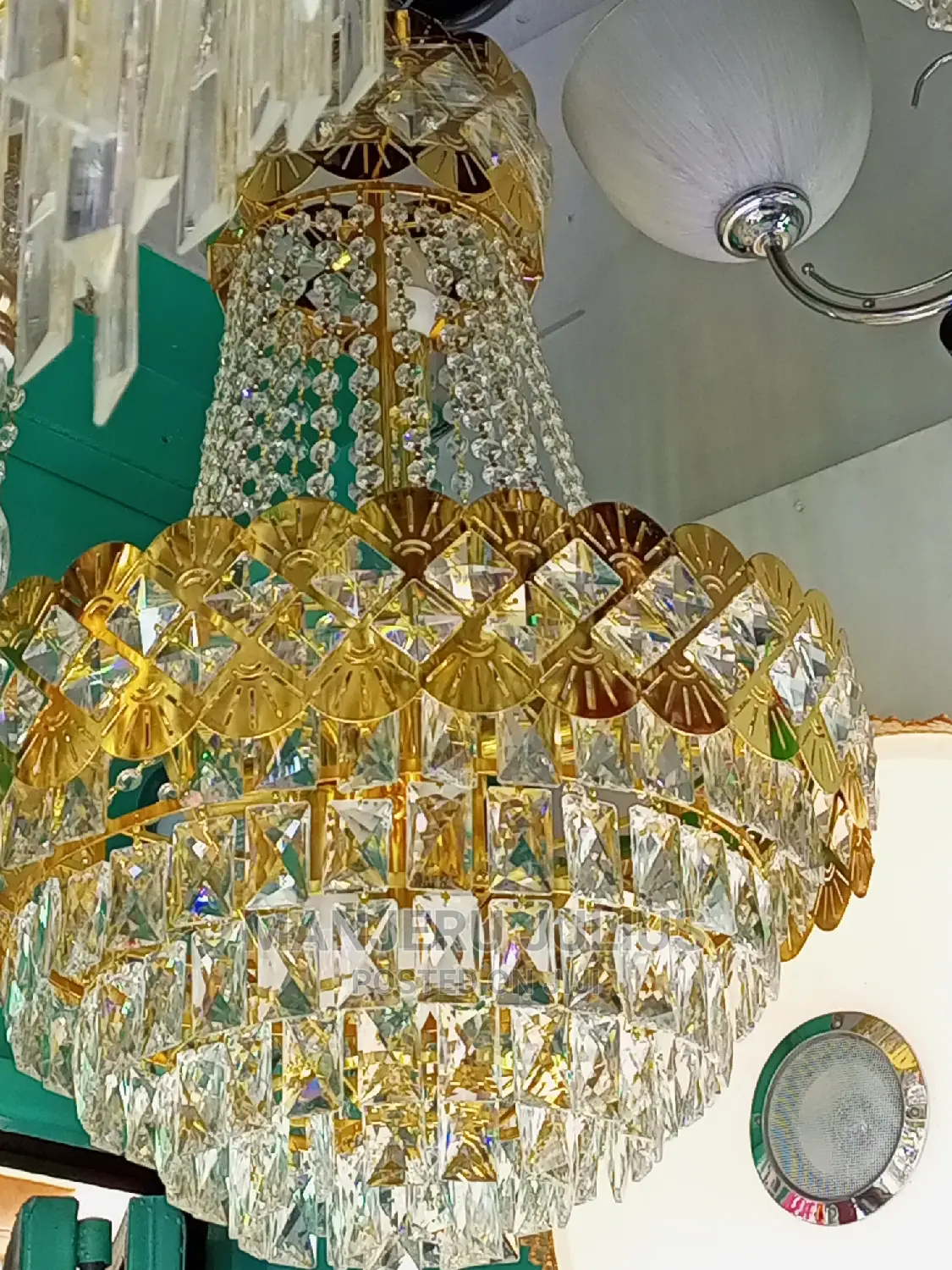 Crystals Chandelier Light