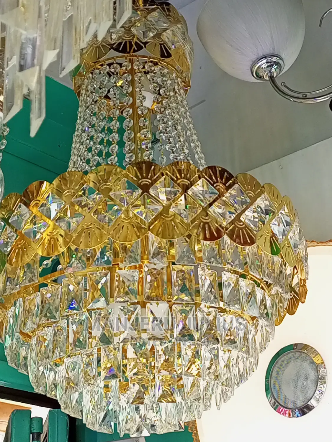 Crystals Chandelier Light