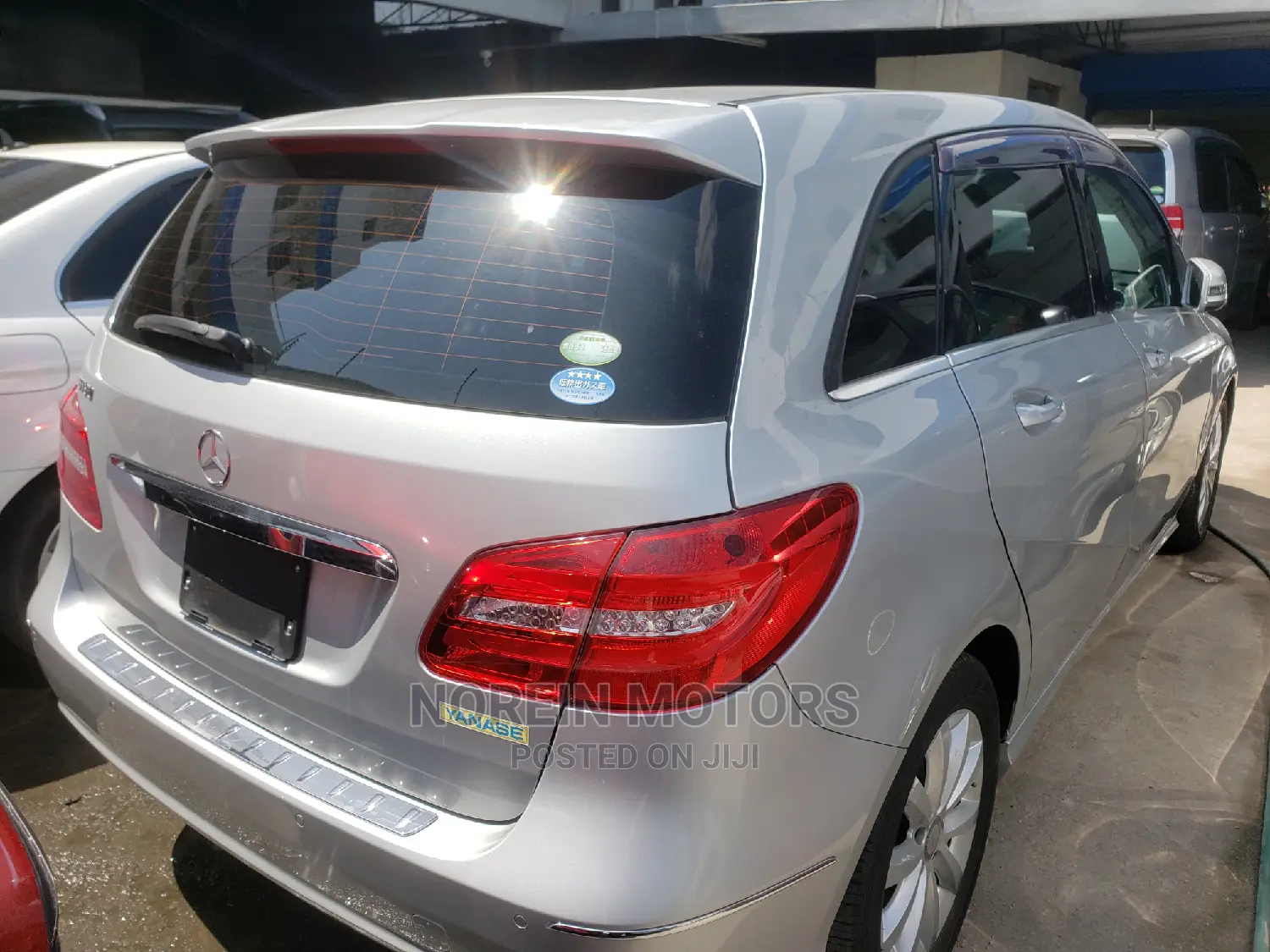 Mercedes-Benz B-Class 2015 Silver