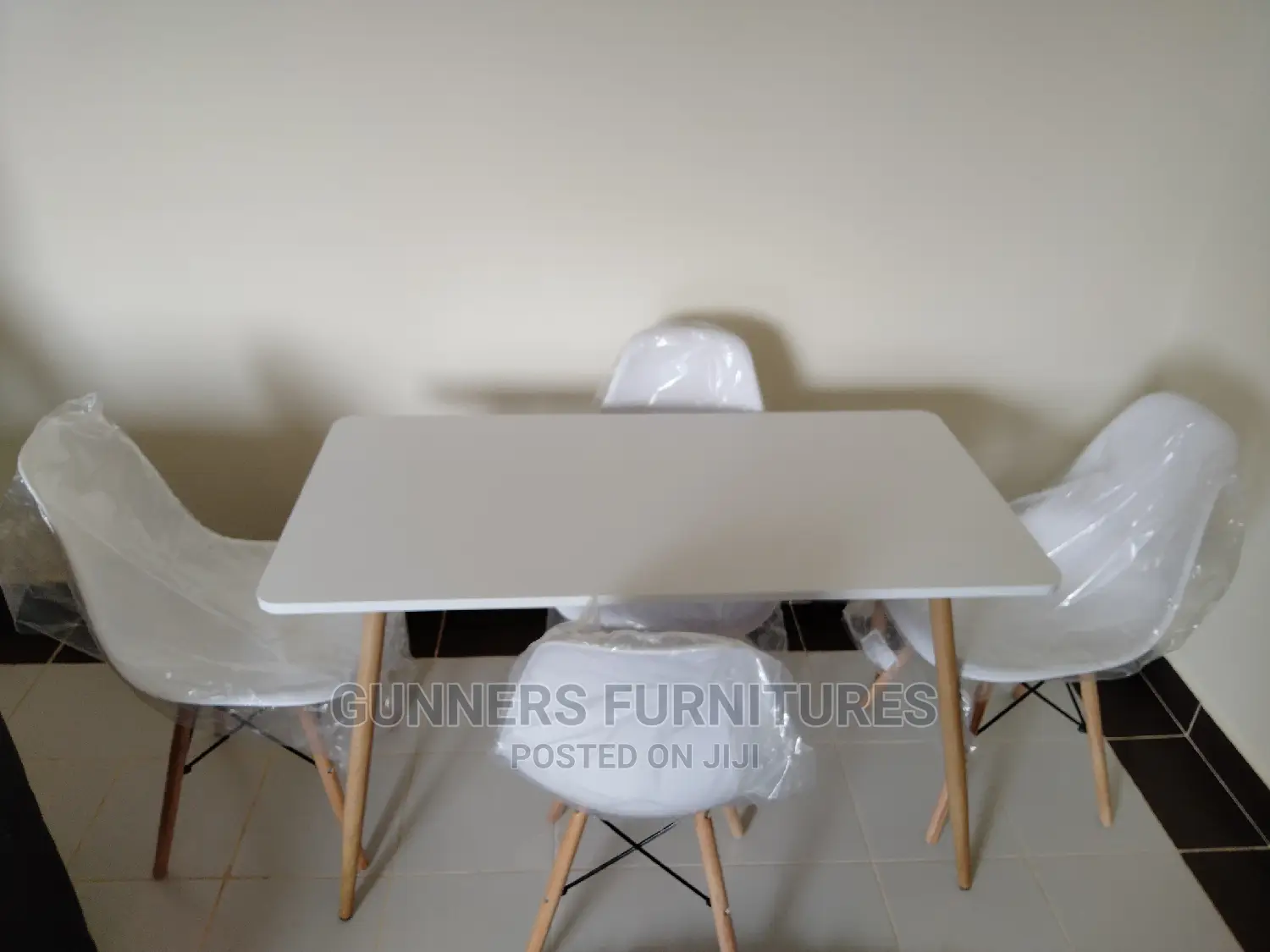 Eames Table Set.