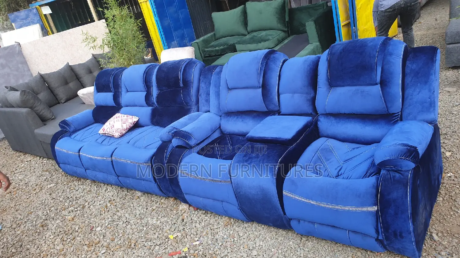Reclinerlike Sofa 5 Seater