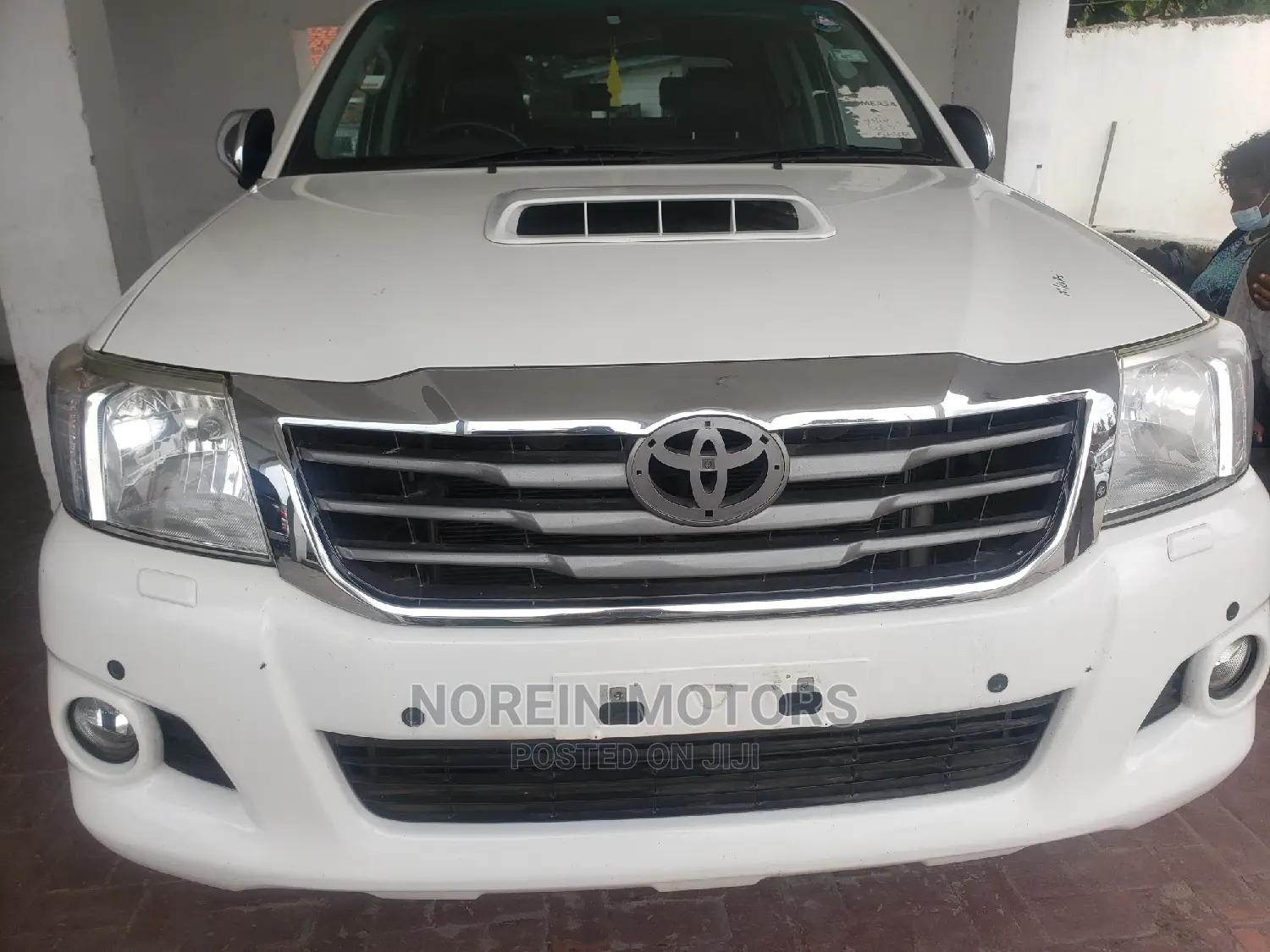 Toyota Hilux 2014 White