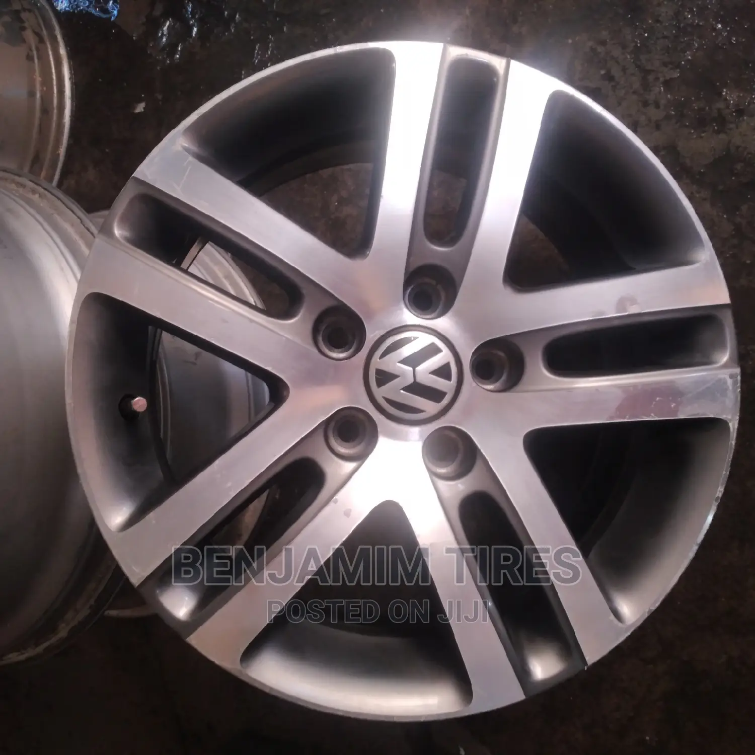 Original Rims Set for Volkswagen Size 16 Inch.