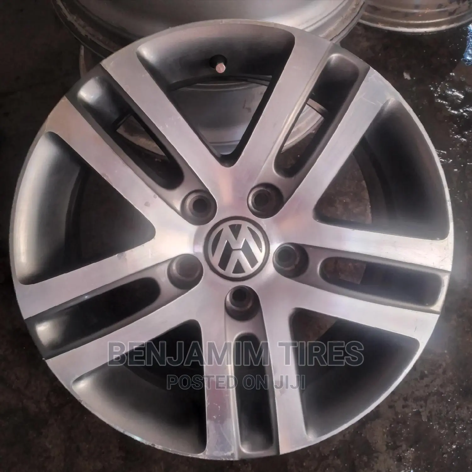 Original Rims Set for Volkswagen Size 16 Inch.