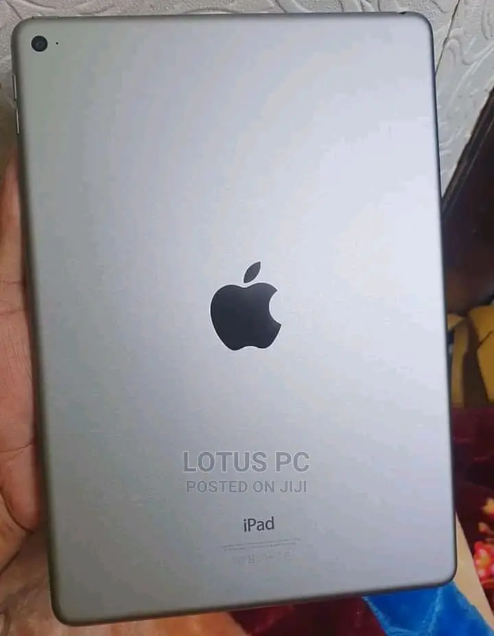 Apple iPad Air 64 GB Silver