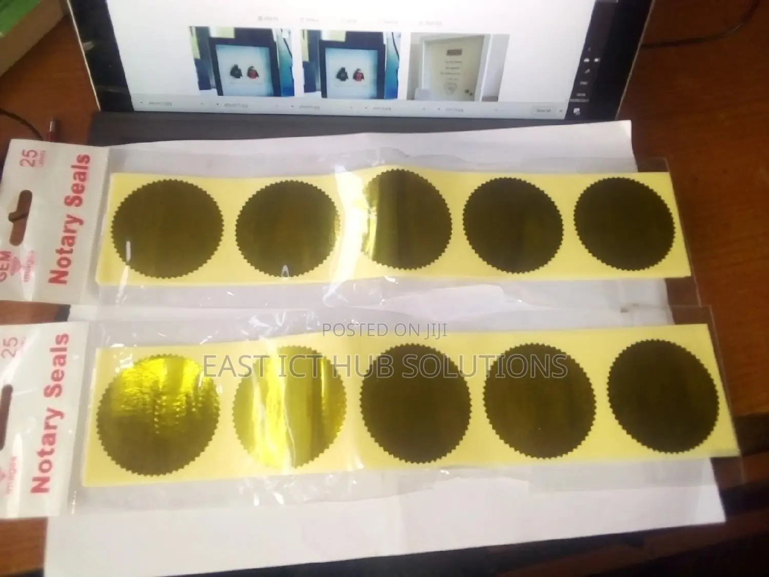 Notarial Seals 25 Pcs Gold / Silver/Red