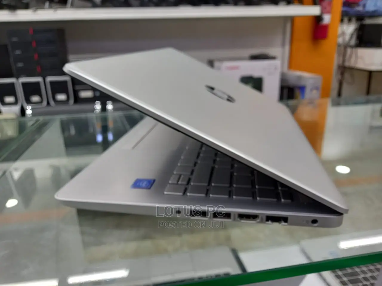 New Laptop HP Chromebook 14 4GB Intel Celeron HDD 500GB