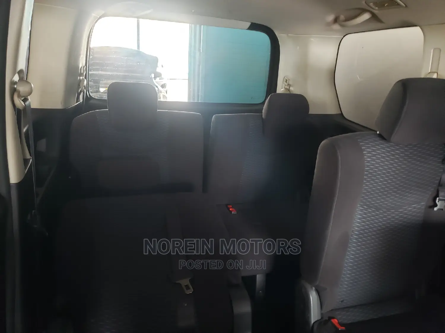 Nissan Serena 2014 Brown