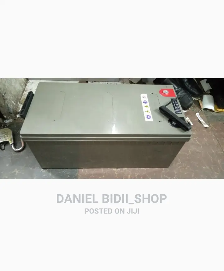 Rocket Deep Cycle Solar Battery 200ah 12v