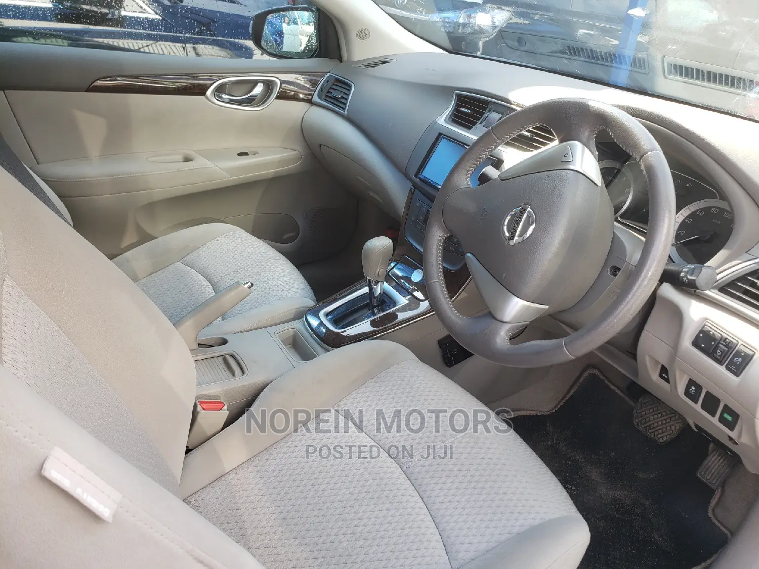 Nissan Bluebird 2014 White