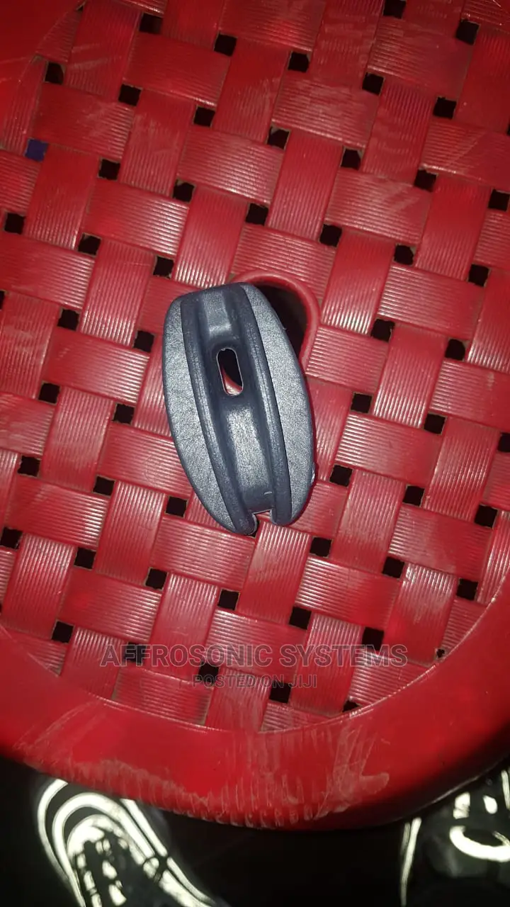 Electric Fence Strainers