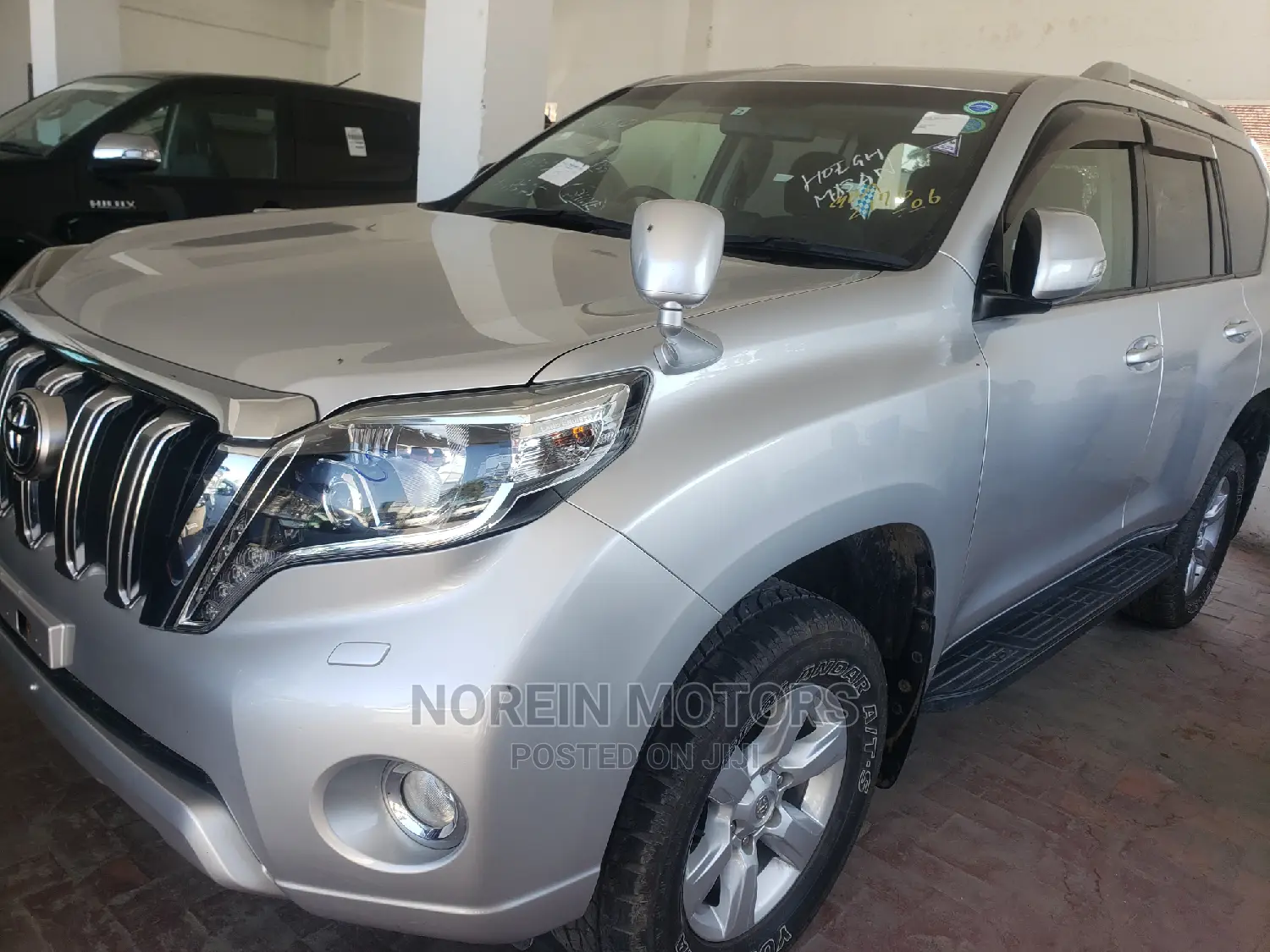 Toyota Land Cruiser Prado 2014 Silver