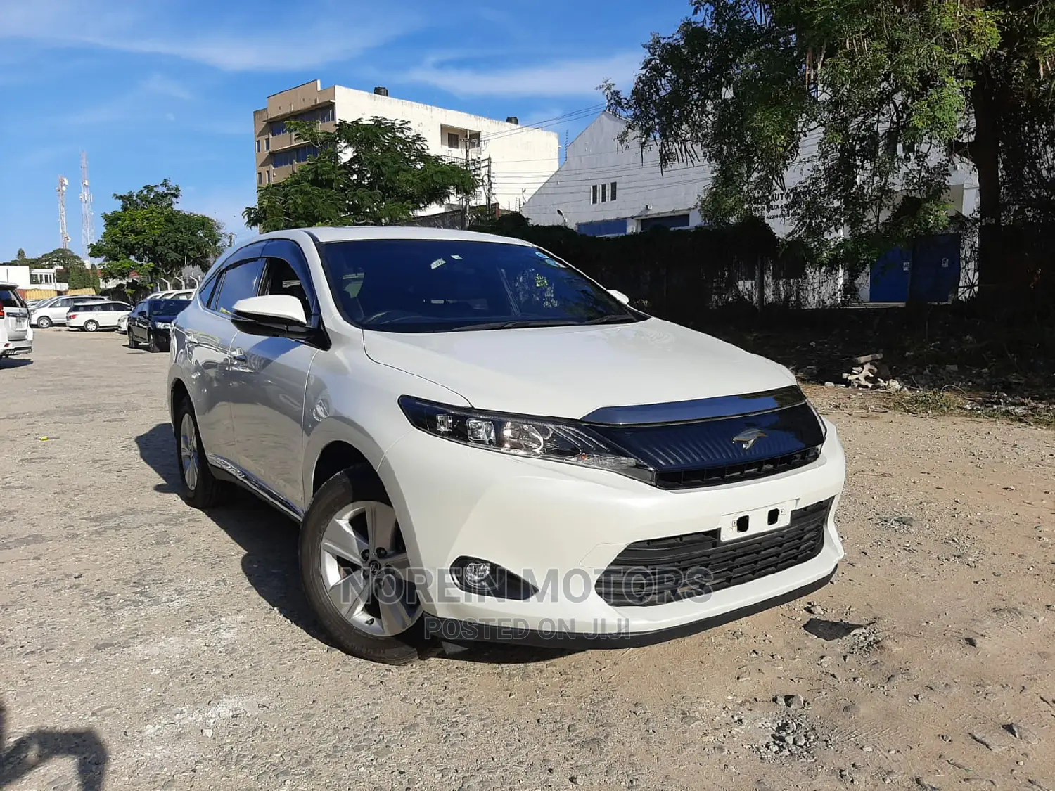 Toyota Harrier 2015 Ivory