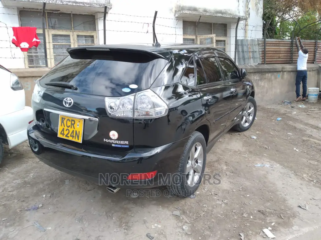 Toyota Harrier 2012 Matt Black