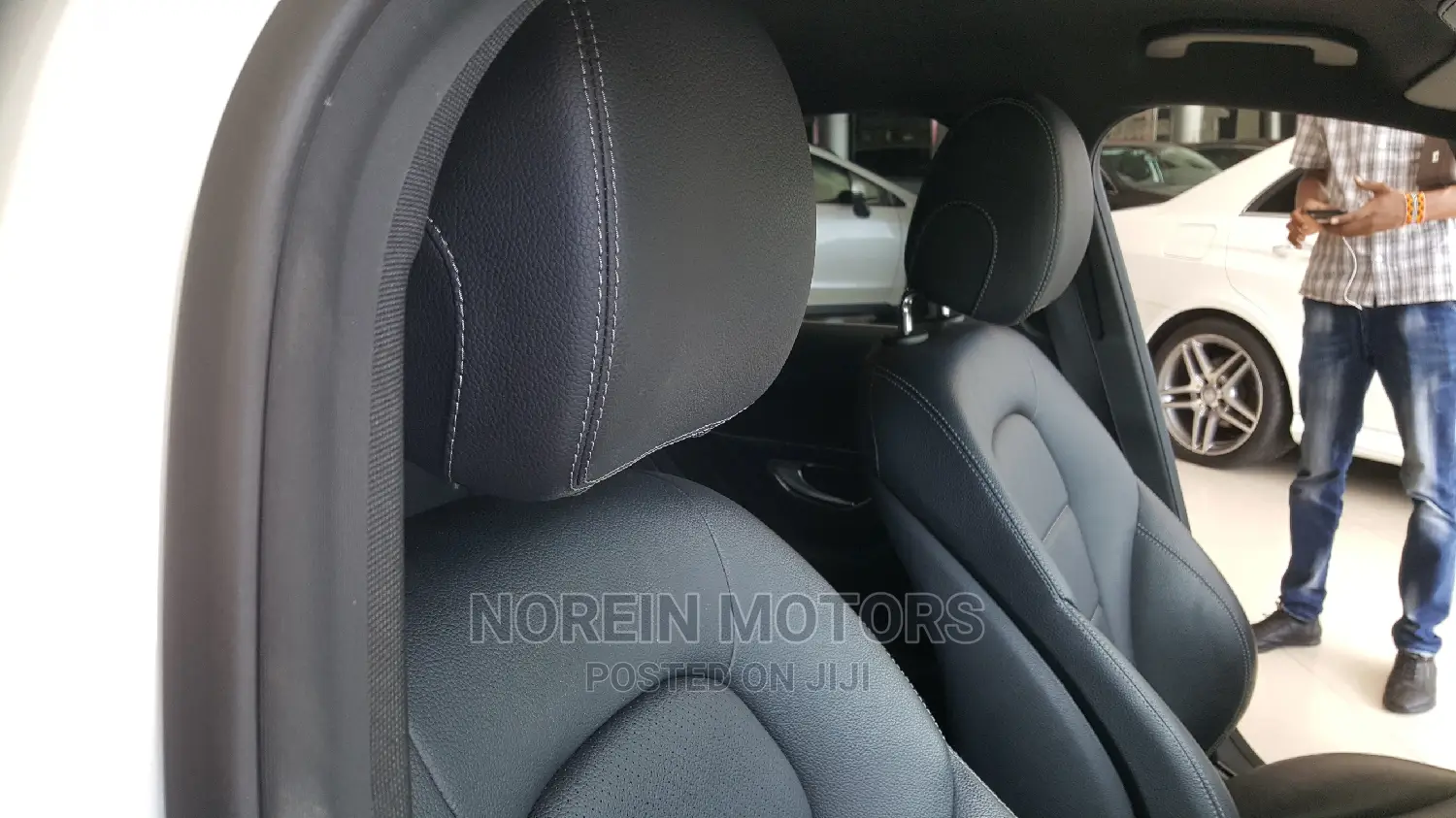Mercedes-Benz C180 2015 Silver
