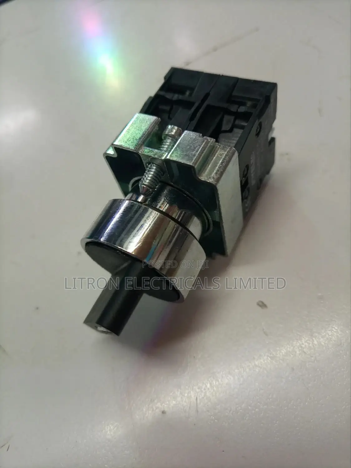 Selector Switch On/Off/On