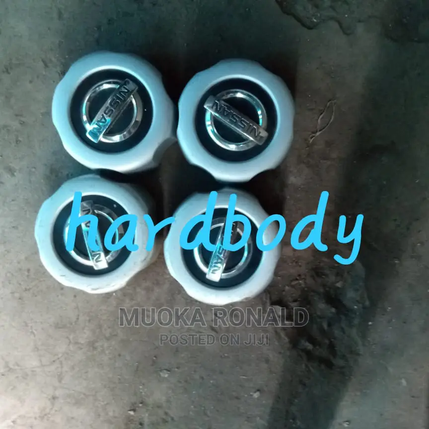 Wheels Caps for Nissan Hardbody