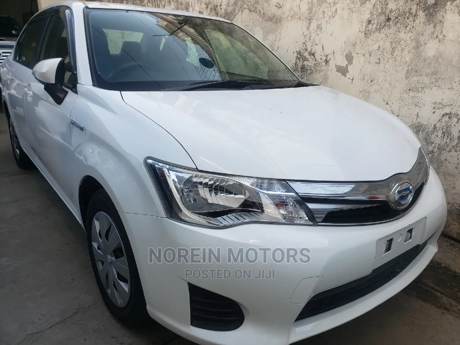 Toyota Axio 2015 Ivory