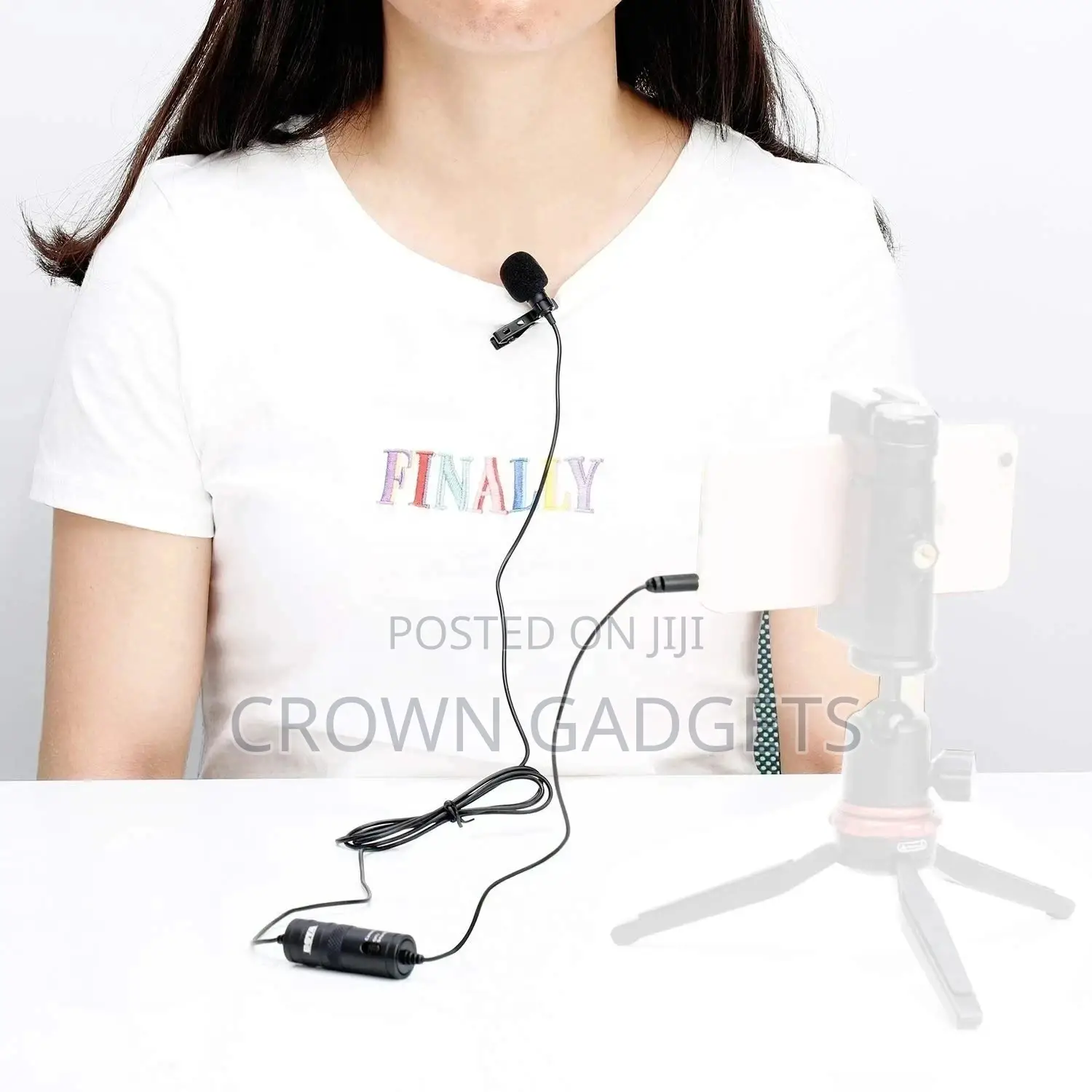Lavalier Omni-Directional Microphone for Smartphones and Cam