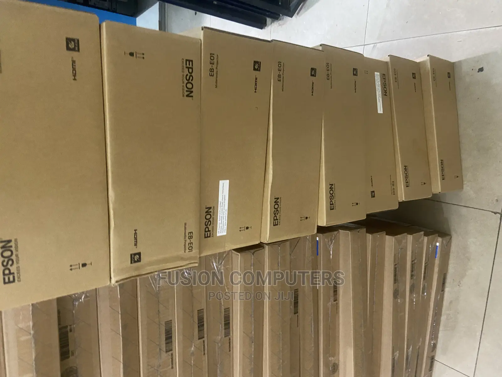 Epson Eb-E01 Xga 3lcd Projector