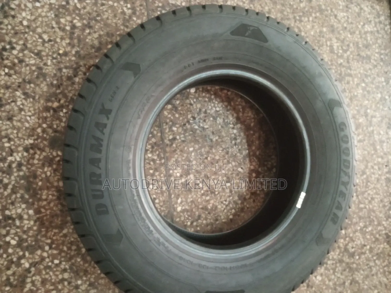 195R15C Goodyear