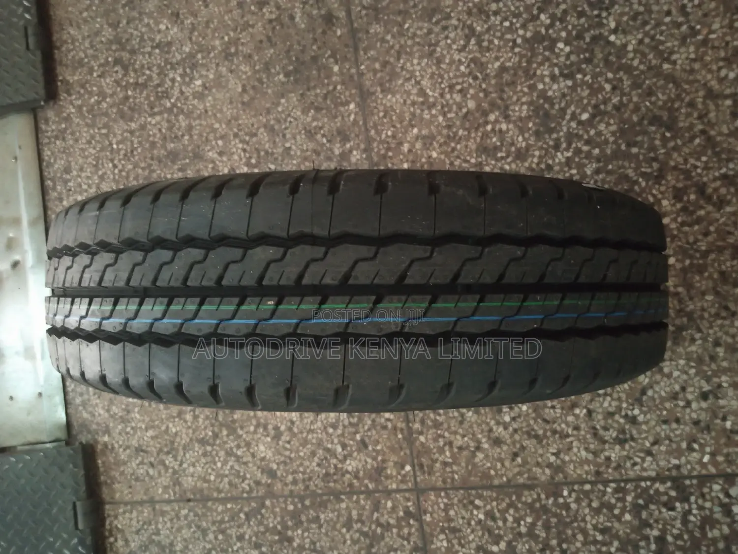195R15C Goodyear