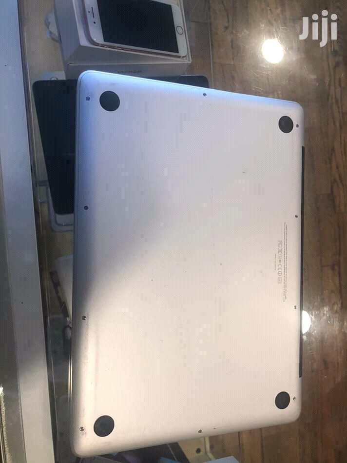 New Apple Macbook Pro 500hd Corei5 2.6ghz 4gb