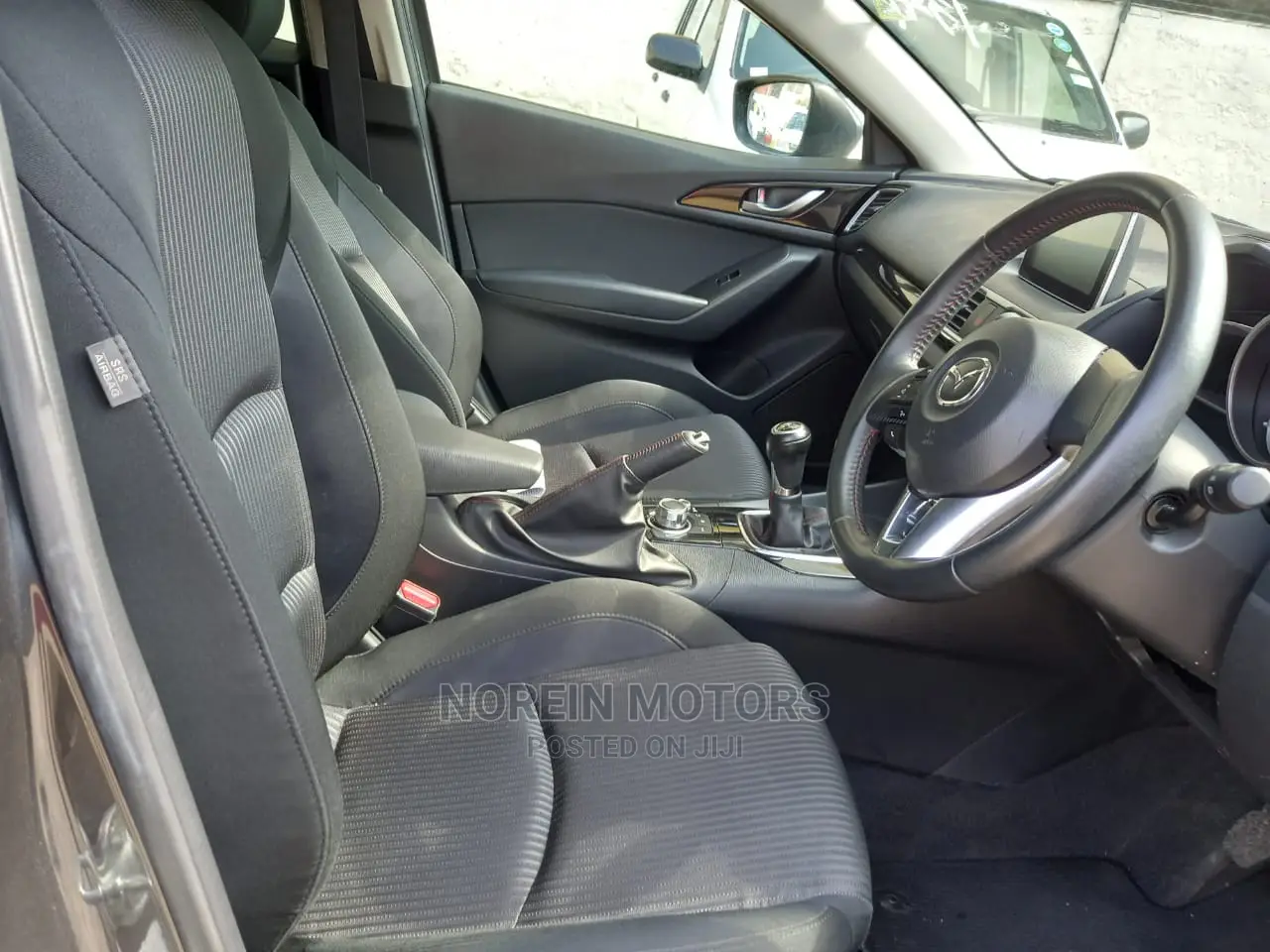 Mazda Axela 2015 Black