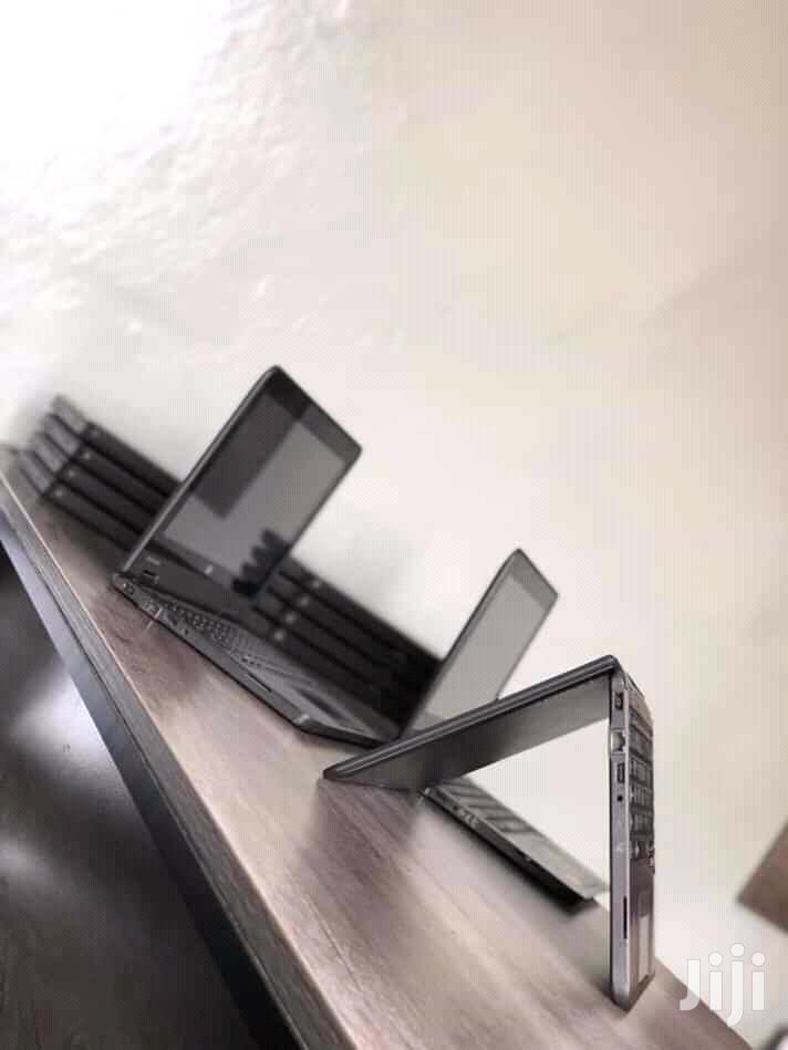 Pretty Lenovo Yoga Thinkpad 11e 500 GB HDD Celeron 4 GB RAM