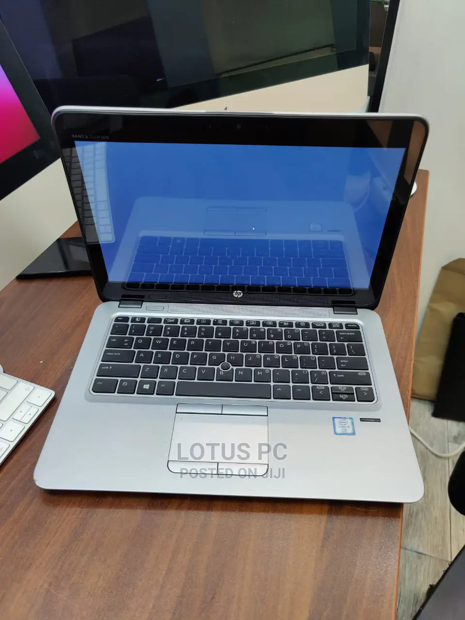 Laptop HP EliteBook 820 G4 8GB Intel Core I7 HDD 500GB