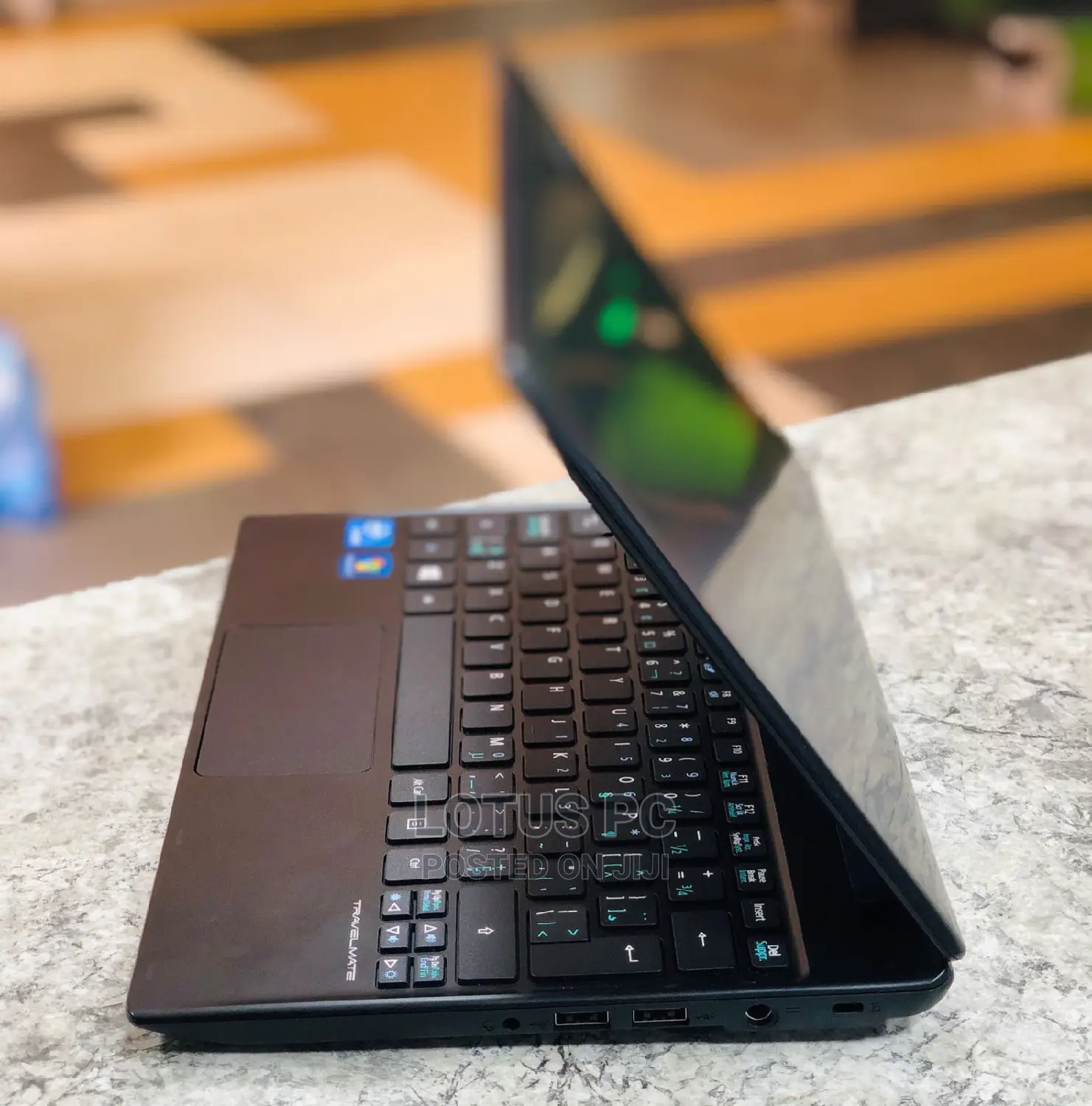 Laptop Acer Aspire M5-581t 4GB Intel Celeron HDD 250GB