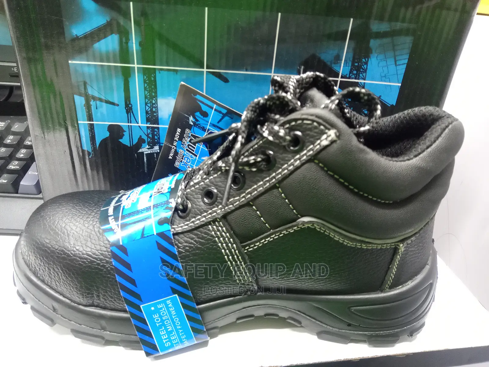 Breathable Leather Vaultex Boot