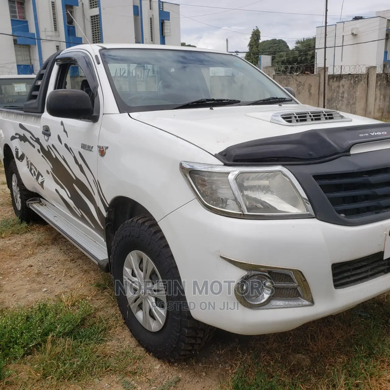 Toyota Hilux 2014 Off White