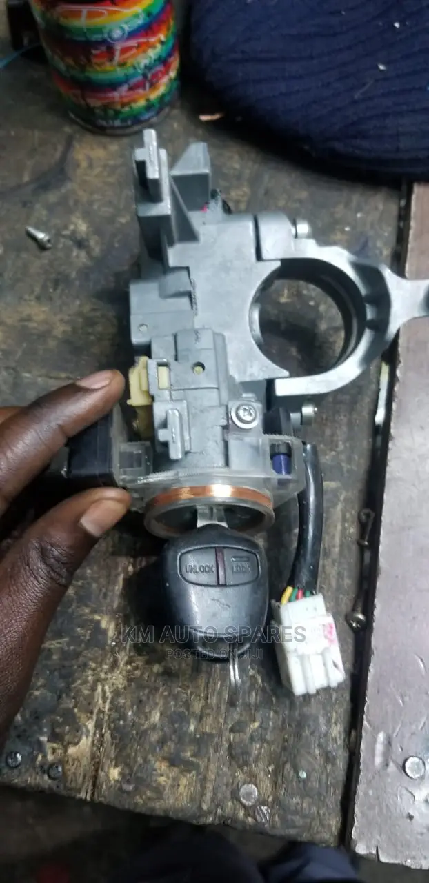 Mitsubishi Pajero Ignition Lock Switch.