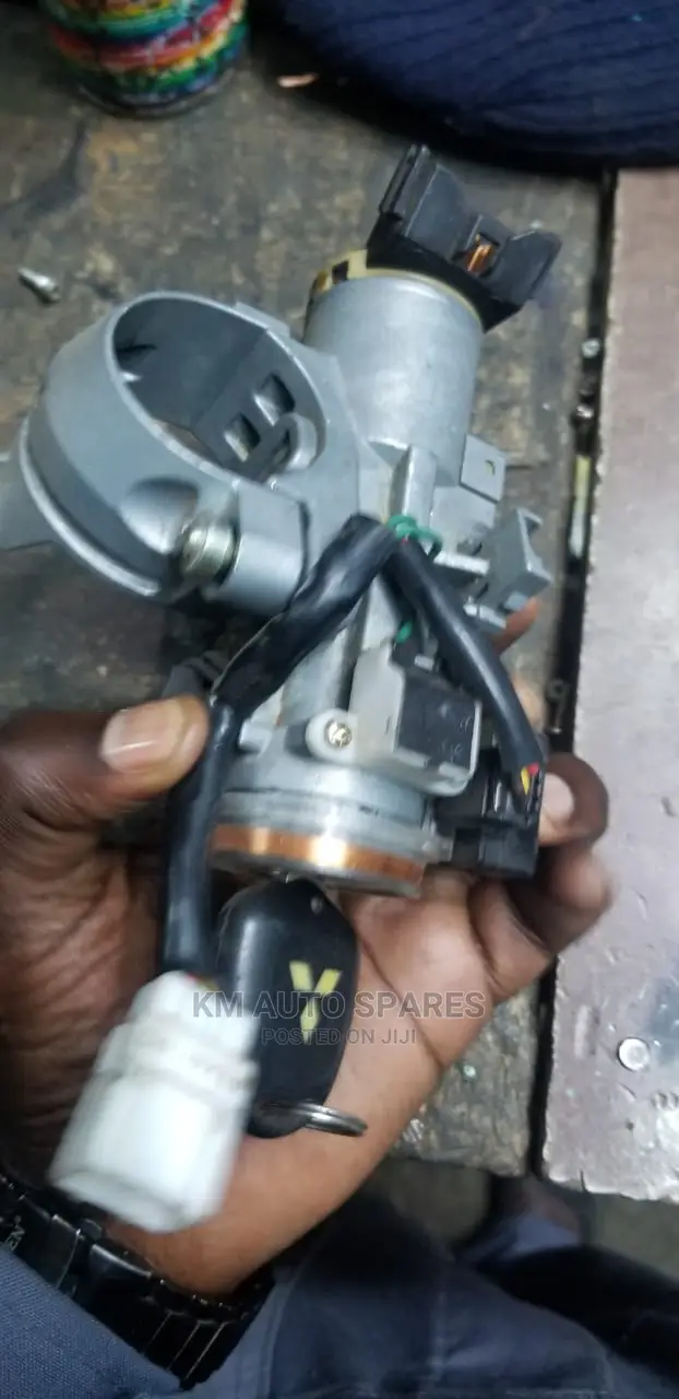 Mitsubishi Pajero Ignition Lock Switch.