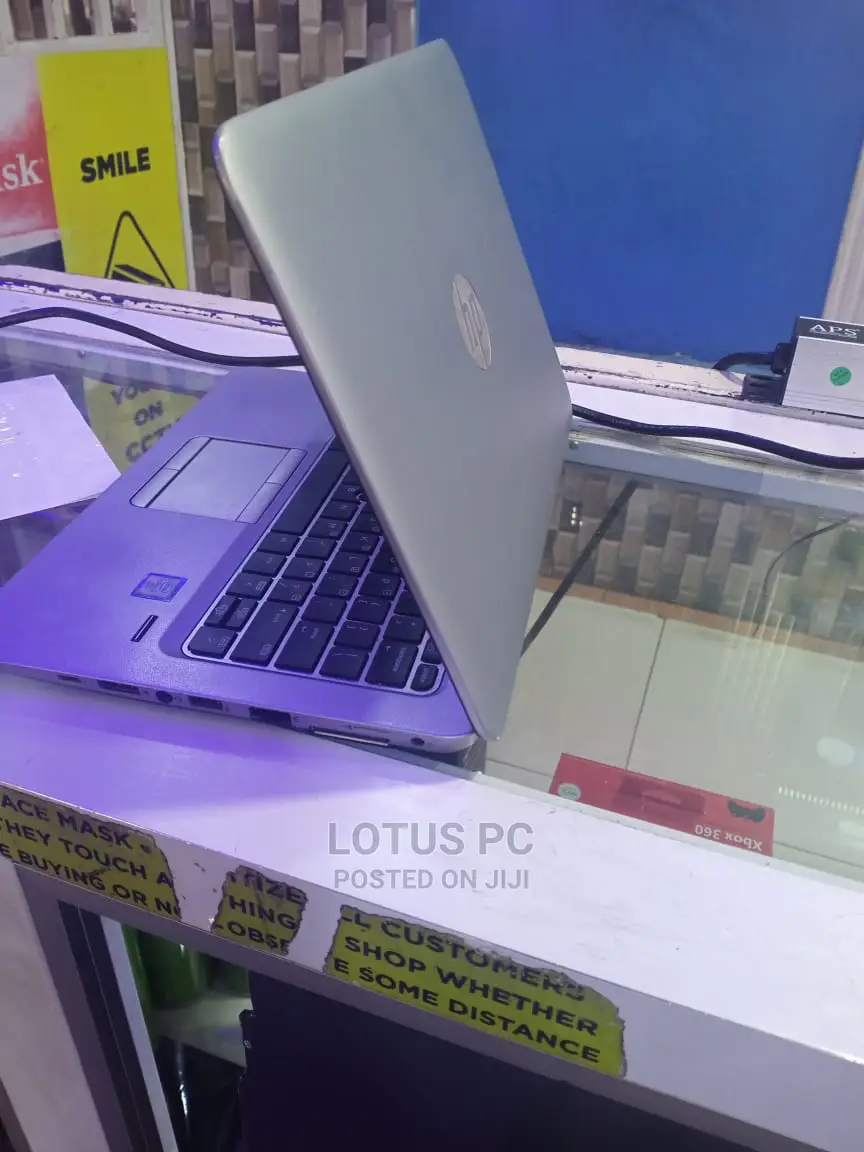 Laptop HP EliteBook 820 G3 8GB Intel Core I5 HDD 1T