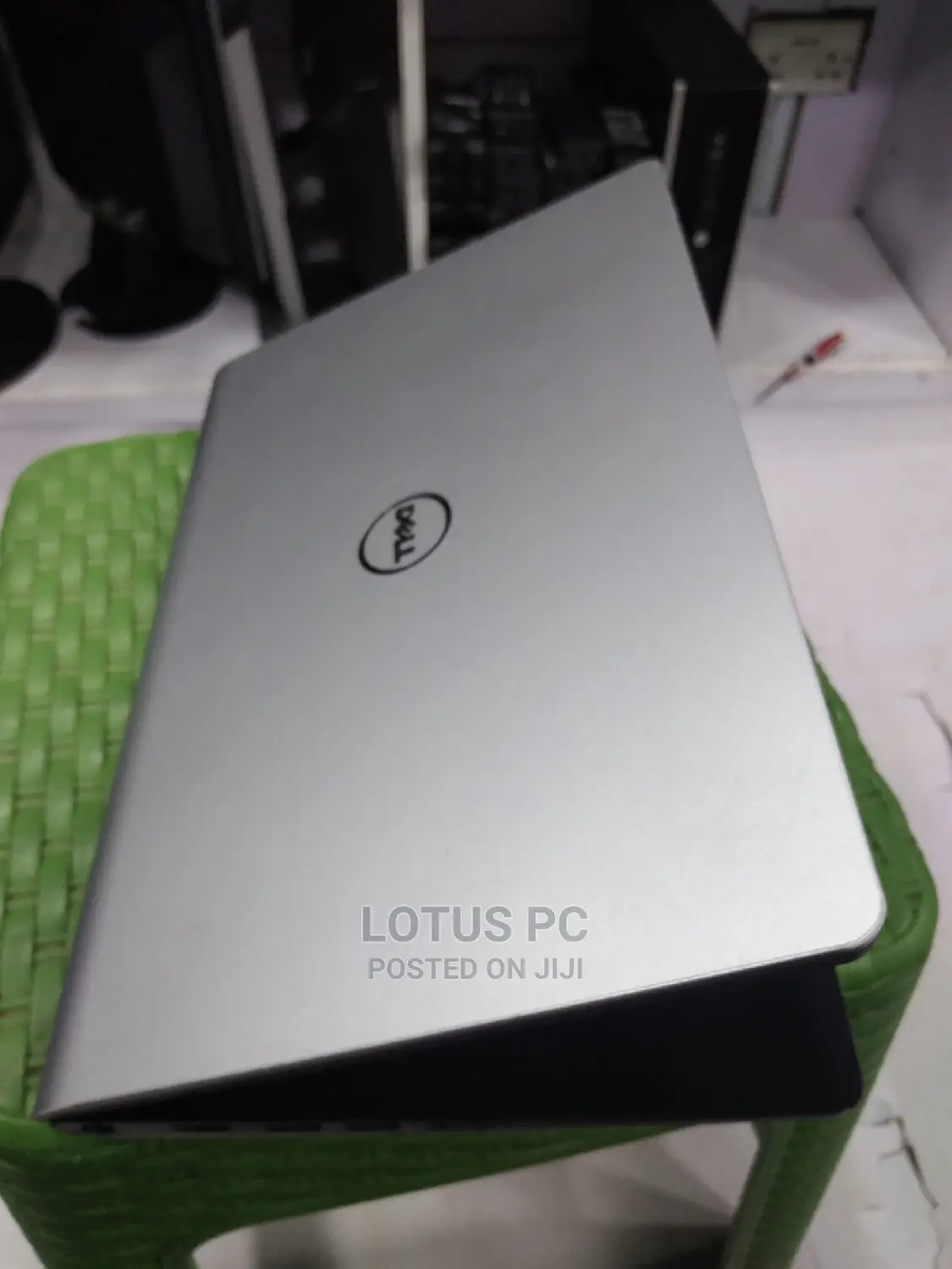 Laptop Dell Insprion 11Z 4GB Intel Celeron SSD 128GB