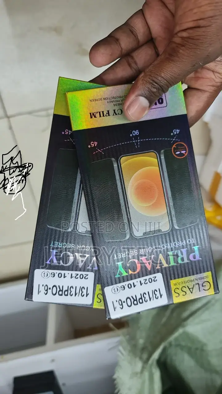Privacy Screen Protector iPhone 13