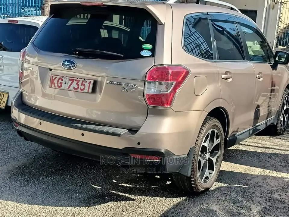 Subaru Forester 2015 Gold
