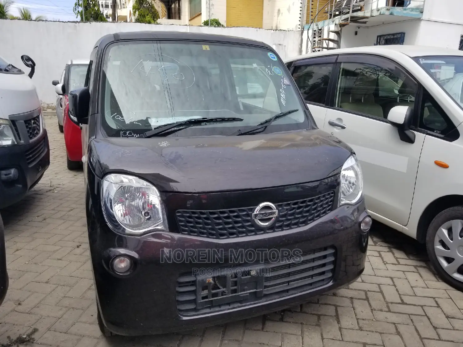Nissan Moco 2015 Purple