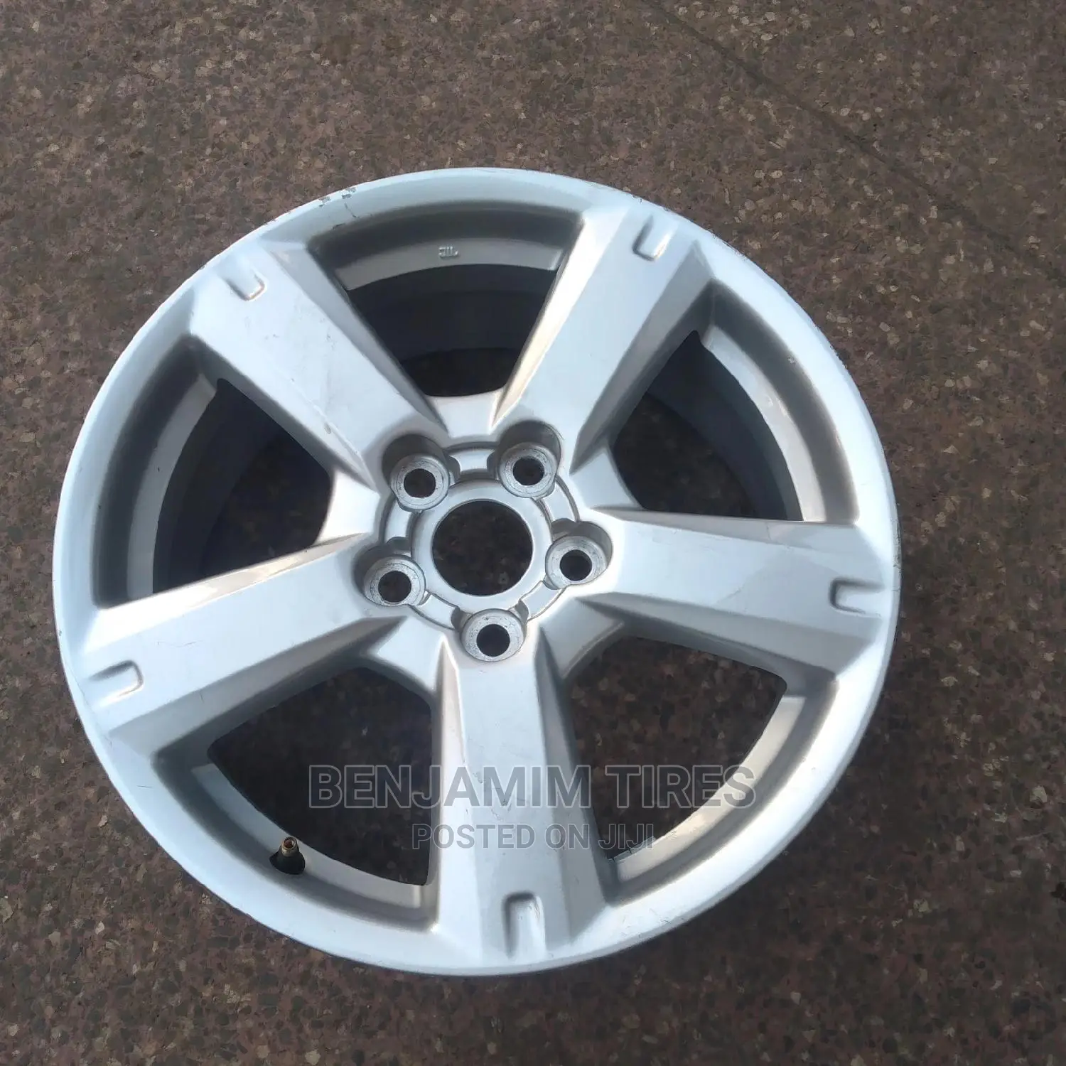 Original Rim for Toyota Rav 4 Size 17 Inch.