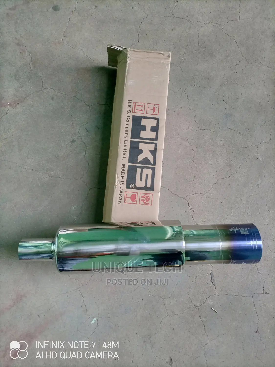 HKS 3.5 Inch Exhaust System Bass Sound