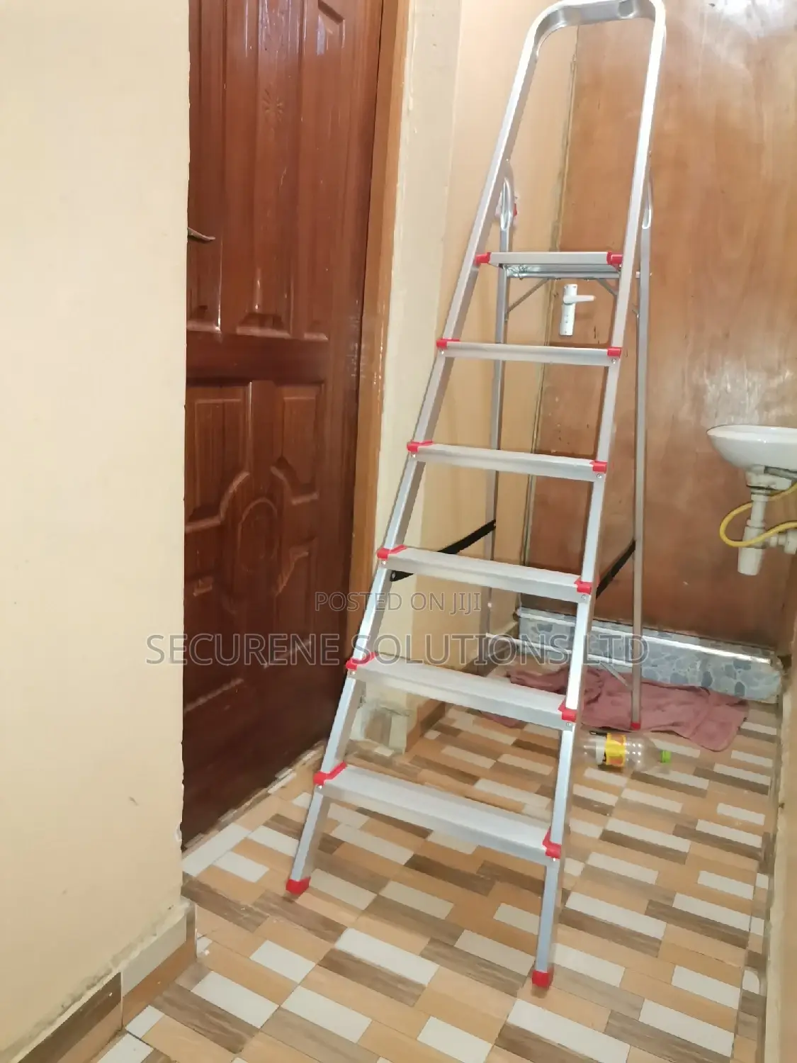 6 Step Aluminum Step Ladder 6 Steps