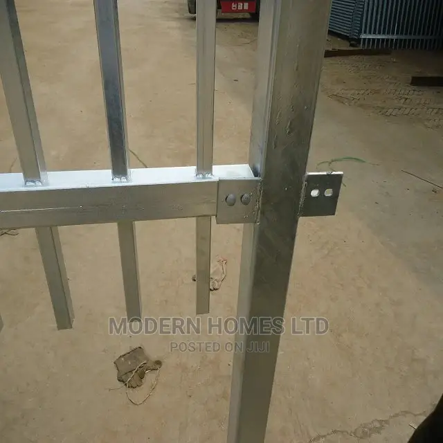Galvanized Hot Dipped Palisade Fences