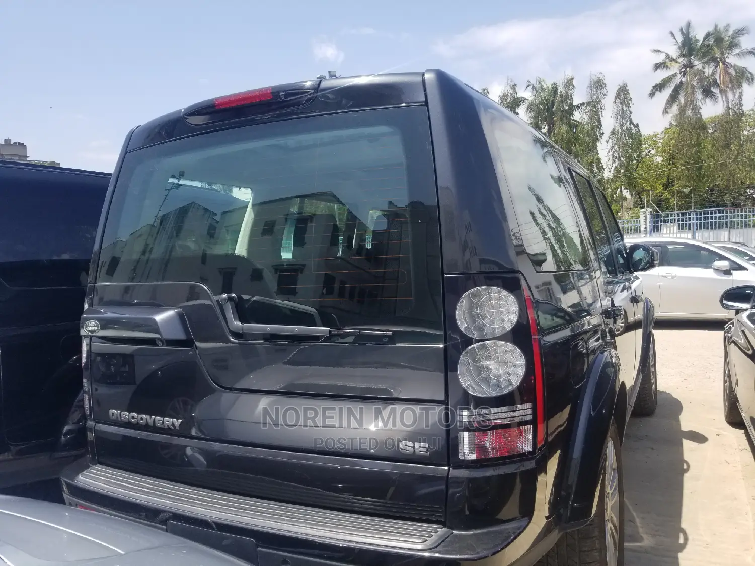 Land Rover Discovery 2015 Gray