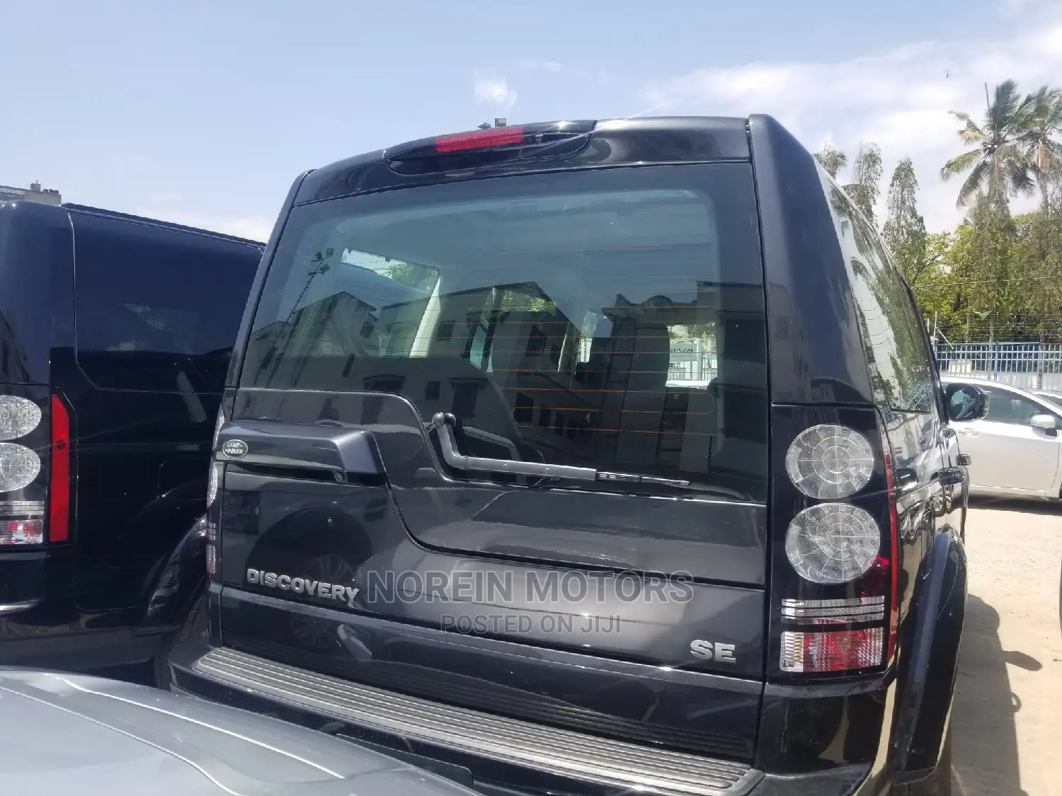Land Rover Discovery 2015 Gray