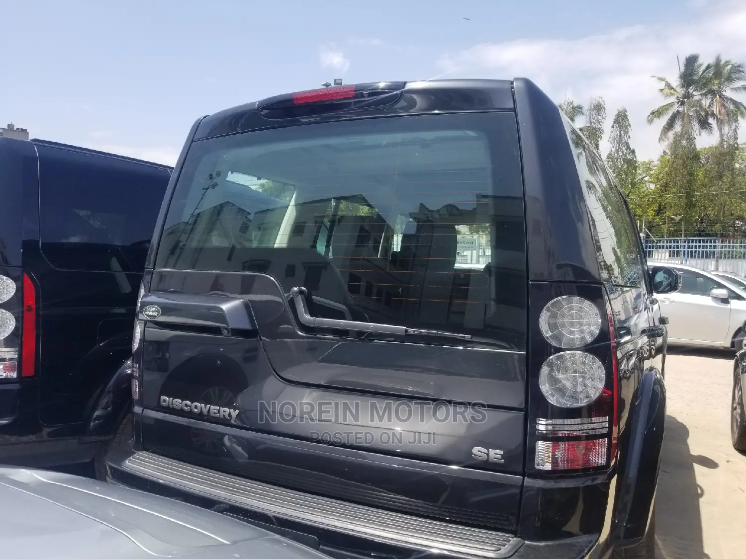 Land Rover Discovery 2015 Gray