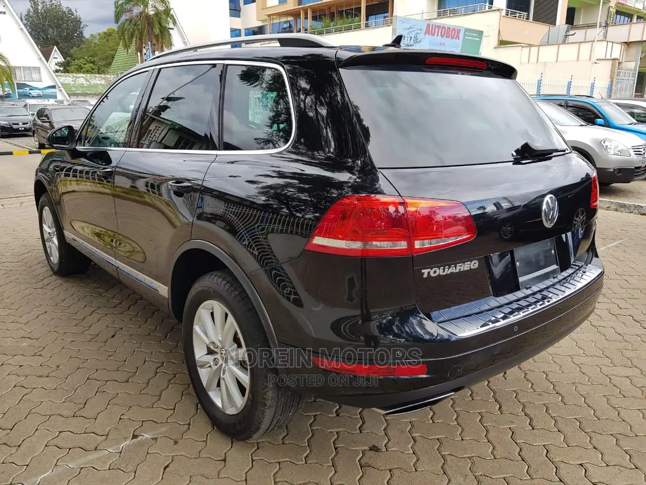 Volkswagen Touareg 2014 Black